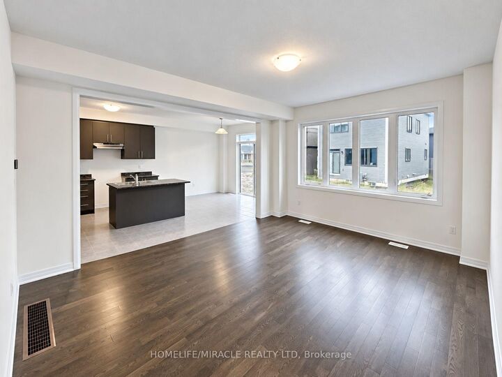 Property Photo:  154 Westbridge Avenue Main Floor  ON L3B 0P4 
