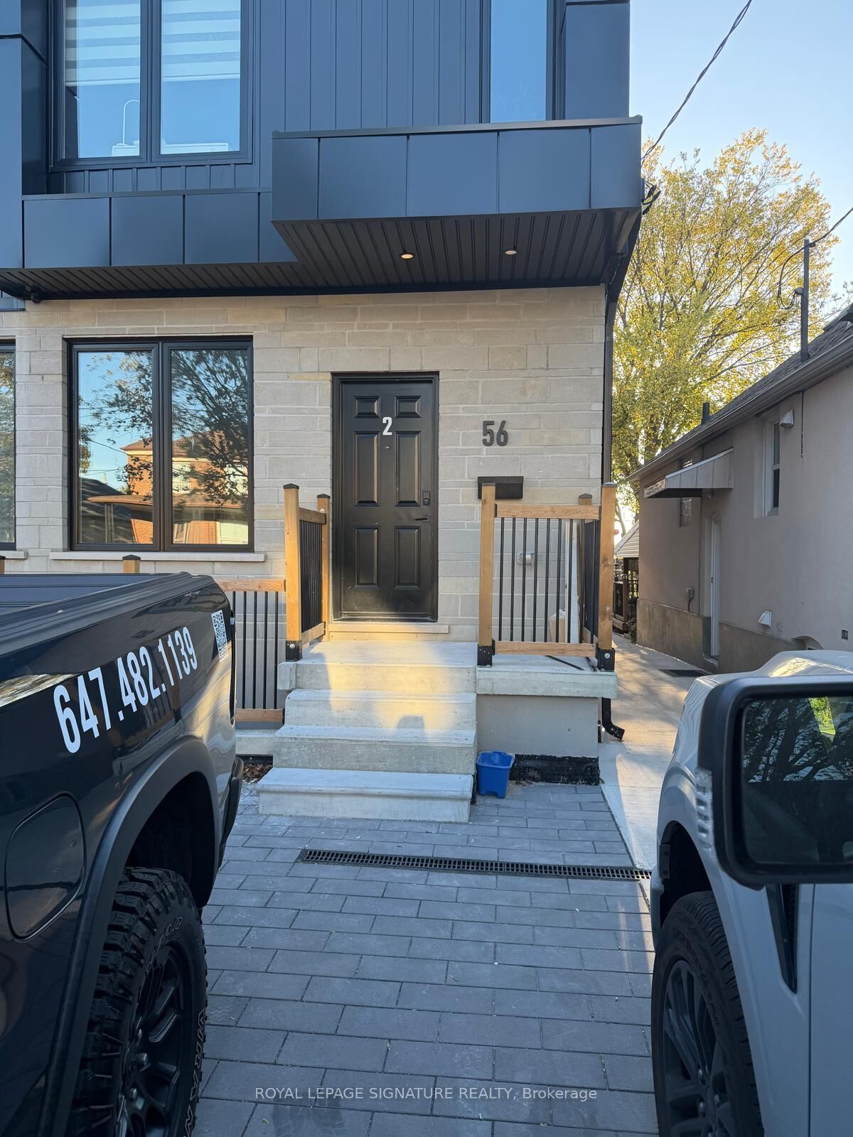 Property Photo:  56 Hartley Avenue 5  ON M6E 4E9 