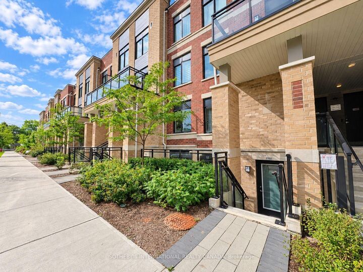 Property Photo:  58 Elizabeth Street S 2102  ON L4C 5W2 