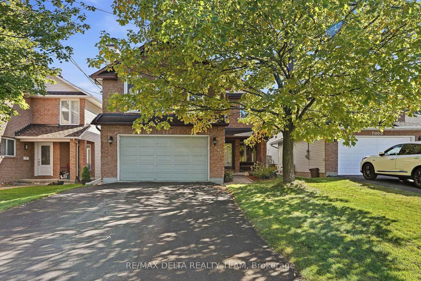 Property Photo: 7004 Notre Dame Street ON K1C 1H7