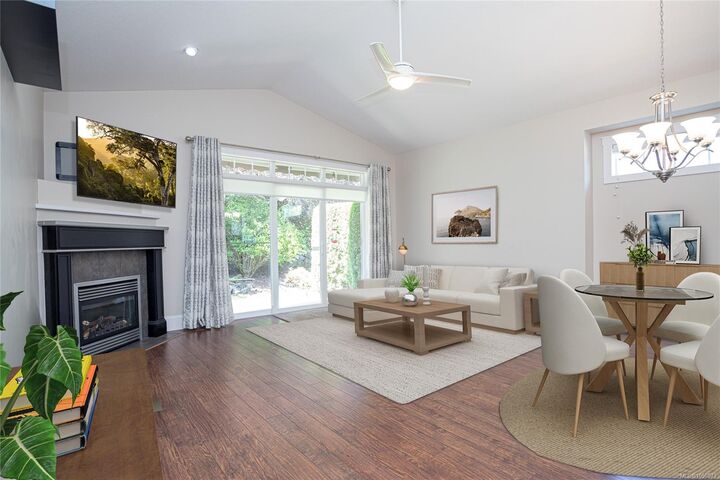 Property Photo: 3110 Cook St #18 BC V0R 1K2