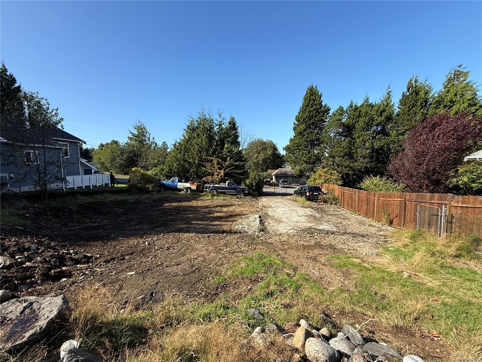 Property Photo:  224 Alder St  BC V0R 3A0 