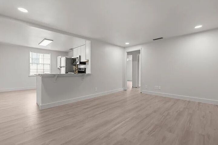 Property Photo:  533 S Bonner Avenue 517  TX 75702 