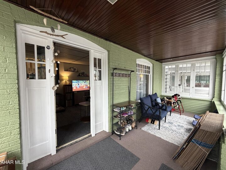 Property Photo:  510 Crawford Avenue  PA 16602 