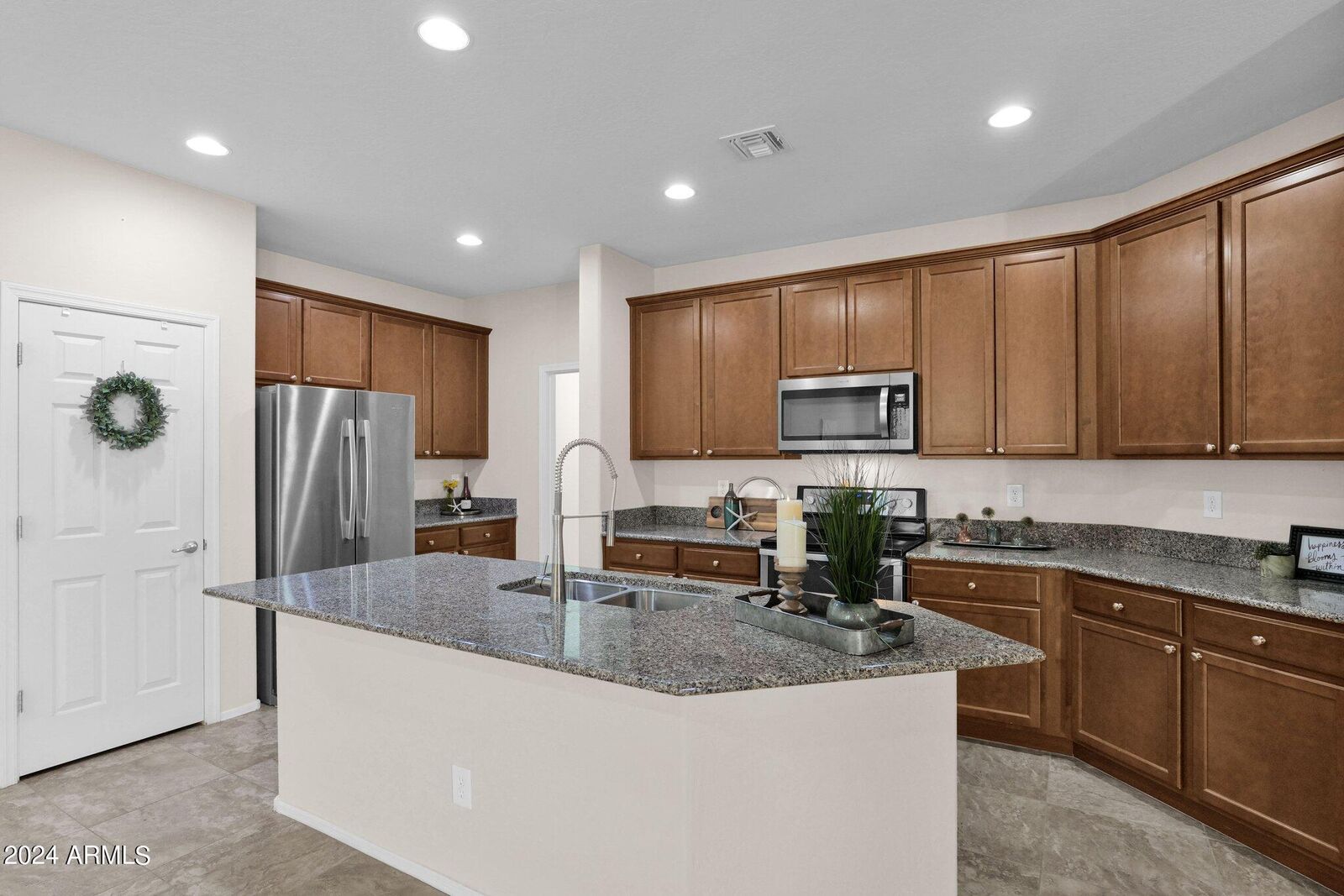 Property Photo:  3624 E Sexton Street  AZ 85295 
