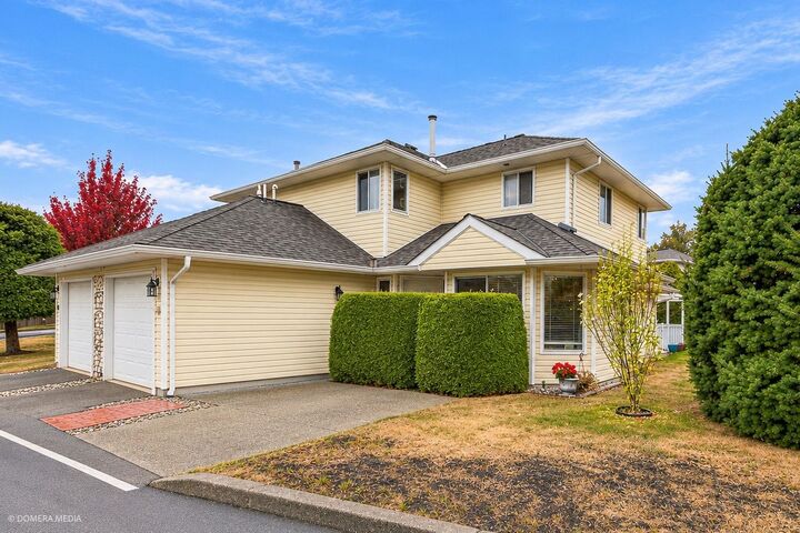 Property Photo:  21928 48th Avenue 114  BC V3A 8H1 