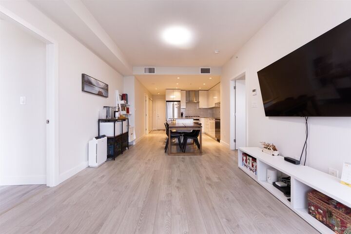 Property Photo:  1788 Gilmore Avenue 2407  BC V5C 0L5 