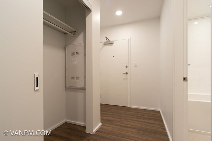 Property Photo:  4650 Brentwood Boulevard 3506  BC V5C 0M3 