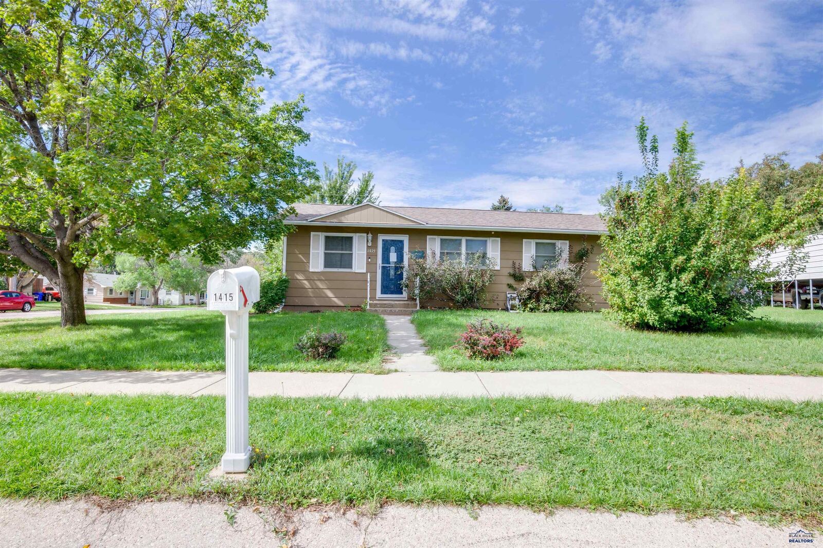 Property Photo:  1415 Minuteman Dr  SD 57701 