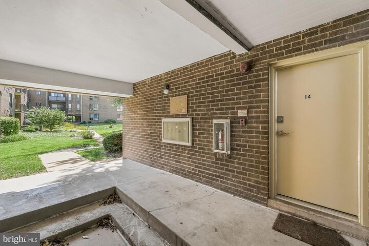 Property Photo:  3206 Spartan Road 14  MD 20832 