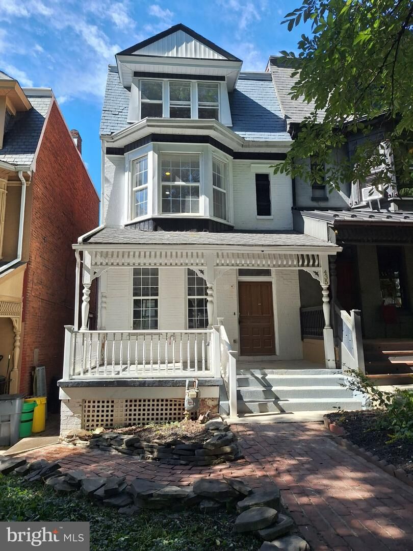 Property Photo: 435 Lincoln Street PA 17401