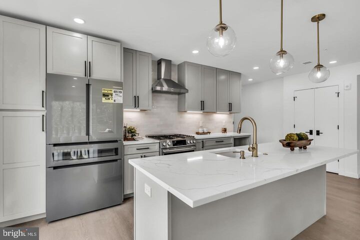 Property Photo:  1201 N Quinn Street 201  VA 22209 