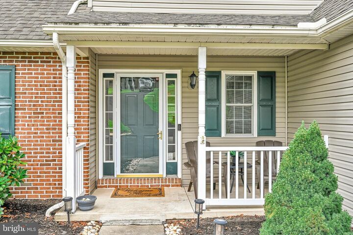 Property Photo: 606 Wynonah Drive PA 17922