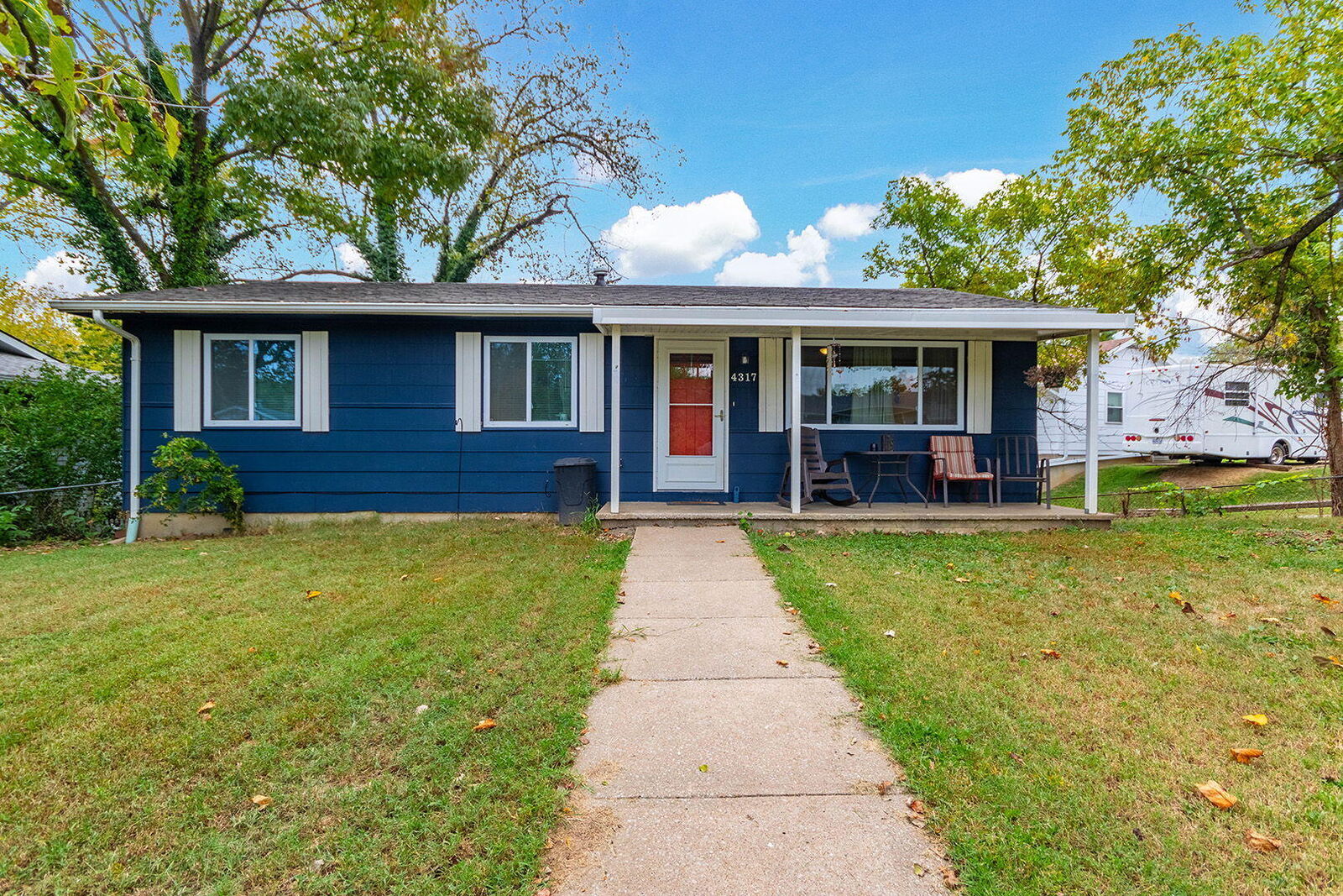 Property Photo: 4317 Stevendave Dr MO 65202