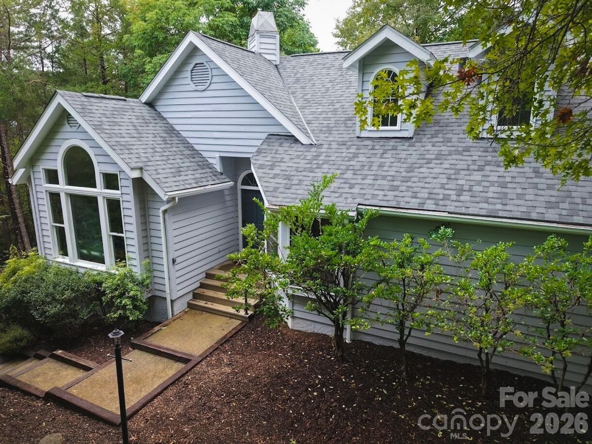 Property Photo:  212 Ridgeway Road  NC 28746 