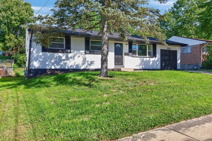 Property Photo:  958 Goodhue Circle  OH 45240 