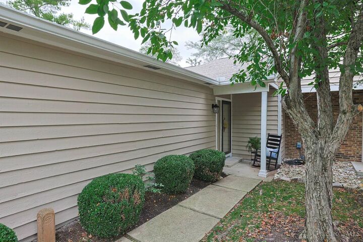 Property Photo:  69 Evergreen Circle  OH 45215 