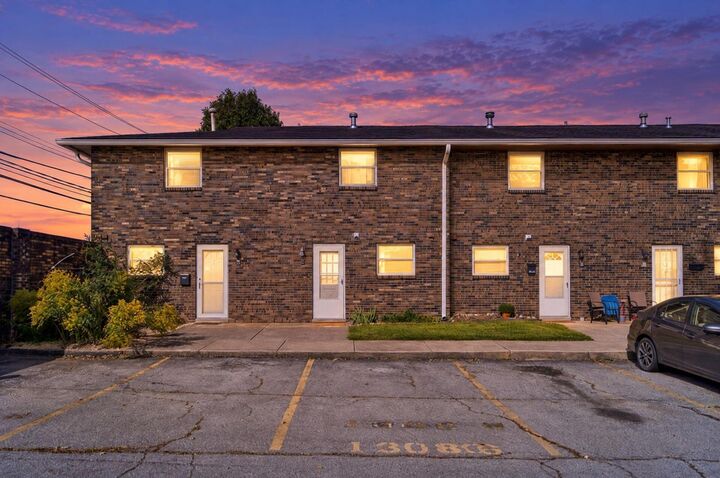 Property Photo:  1308 Woodbrook Lane  OH 43223 