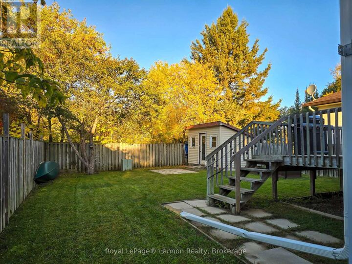 Property Photo:  550 Lanark Crescent  ON P7A 7V6 