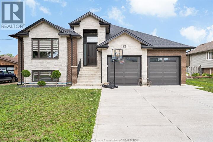Property Photo:  137 Gary Avenue  ON N9J 1V3 