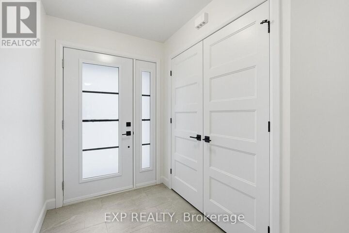 Property Photo: 245 Sumac Street ON K0A 2M0