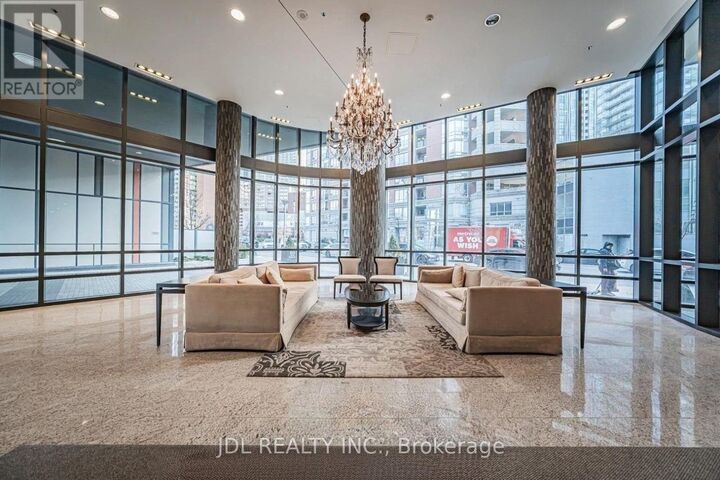 Property Photo:  825 Church Street 609  ON M4W 3Z4 