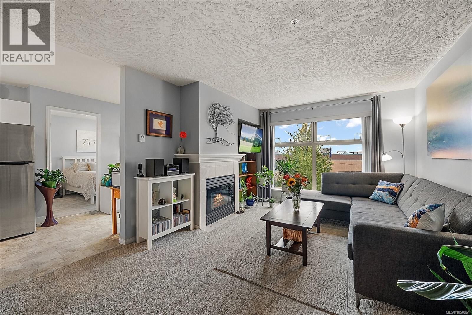 Property Photo:  535 Manchester Road 304  BC V8T 5J1 