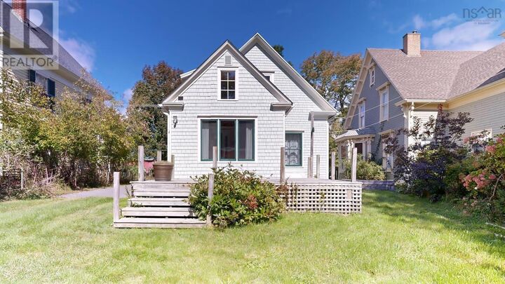 Property Photo: 426 Main Street NS B0J 2E0