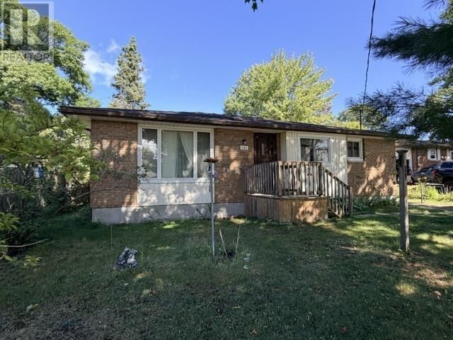 Property Photo:  105 Rousseau Cres  ON P0R 1B0 