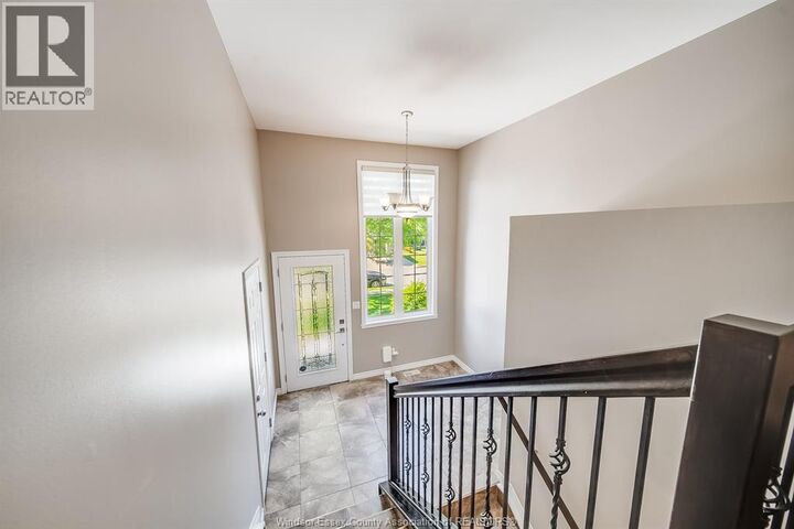 Property Photo:  11916 Boulder Crescent  ON N8P 1Z6 