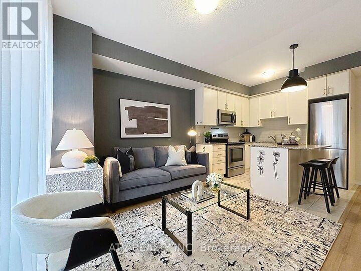 Property Photo:  26 Fieldway Road 35  ON M8Z 0E3 