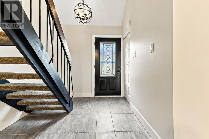 Property Photo:  95 Blackacres Boulevard  ON N6G 2G9 