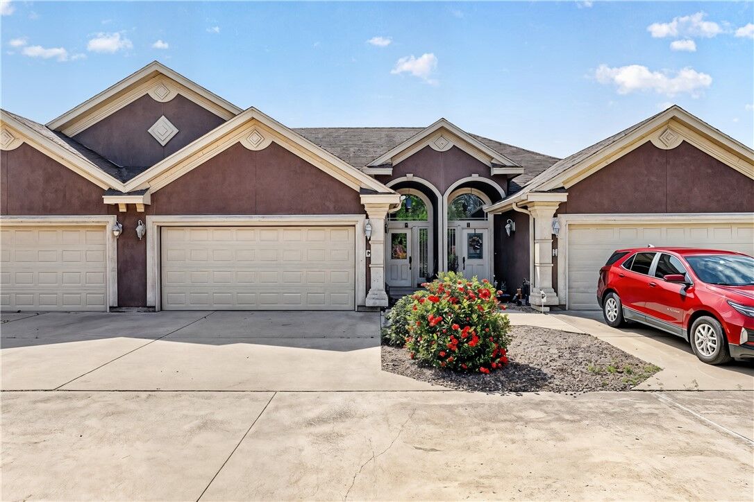 Property Photo:  6934 Wooldridge G  TX 78414 