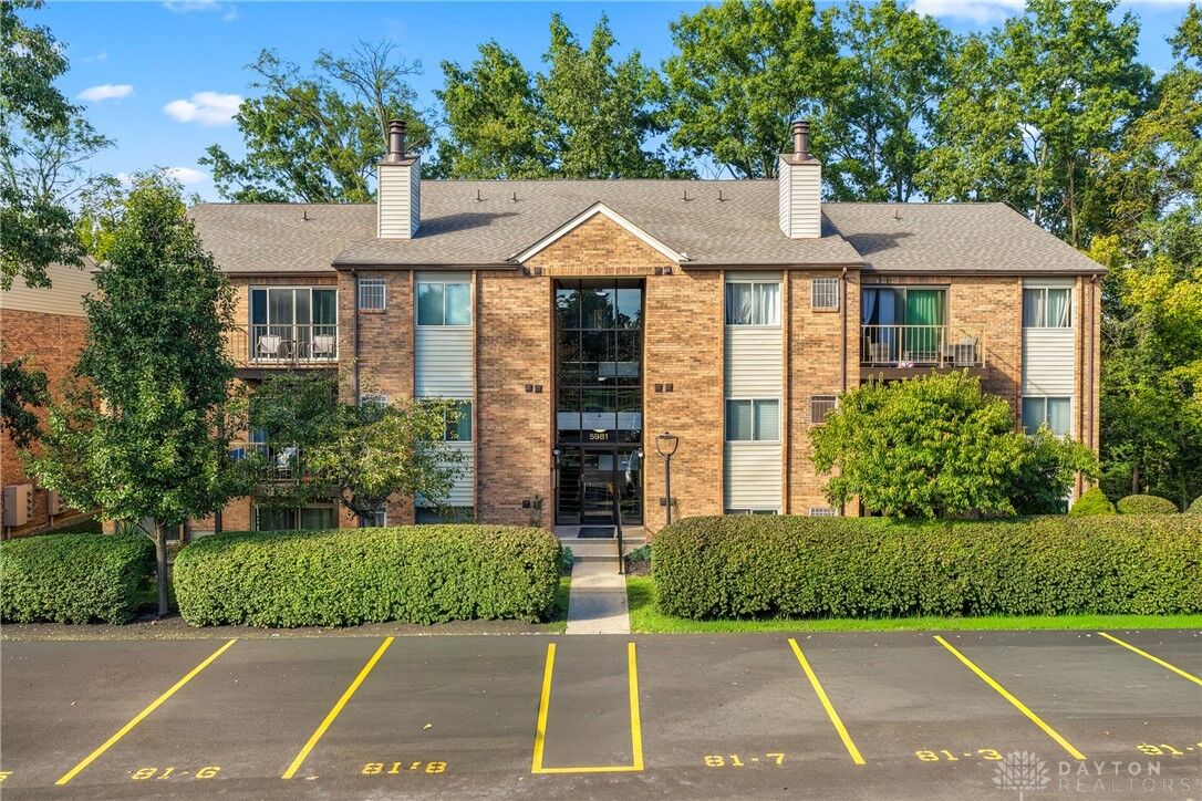 Property Photo: 5981 Meadow Creek Drive 981-10 OH 45150