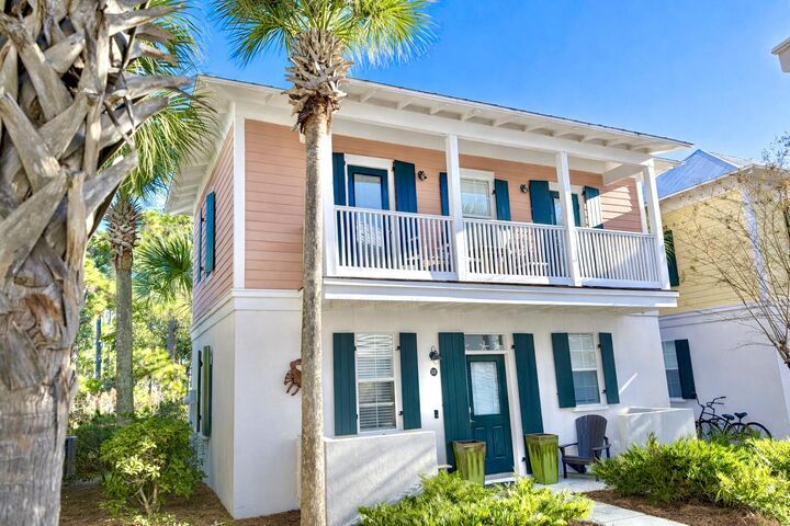 Property Photo: 198 Somerset Bridge Road 102 FL 32459