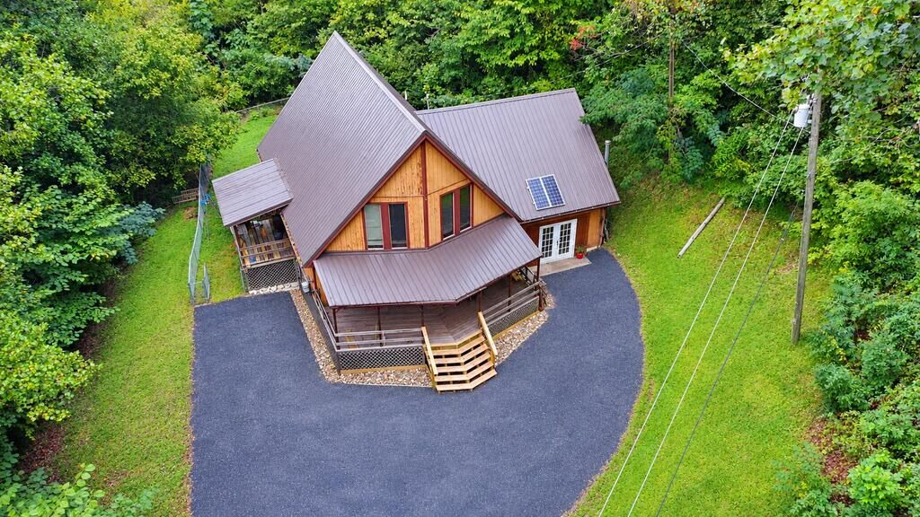 Property Photo: 1066 Ky Rt 1107 KY 41265