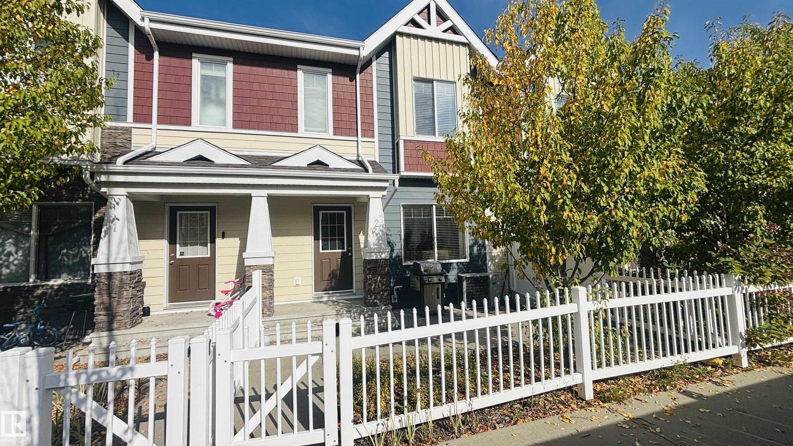 Property Photo:  2003 Rabbit Hill Road NW 2  AB T6R 0R7 