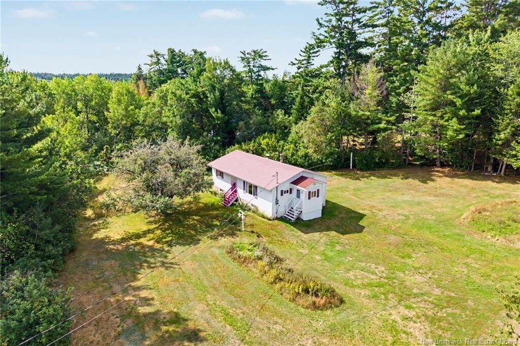 Property Photo:  2086 Route 102  NB E5M 1L2 