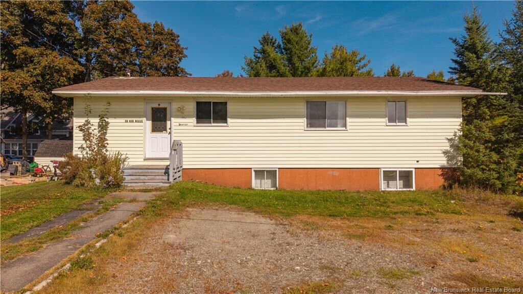 Property Photo:  33 Victiora Street  NB E3L 2S5 