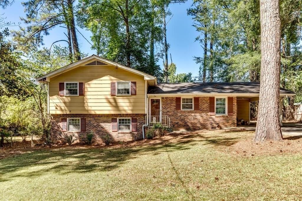 Property Photo: 2879 Cohassett Lane GA 30034