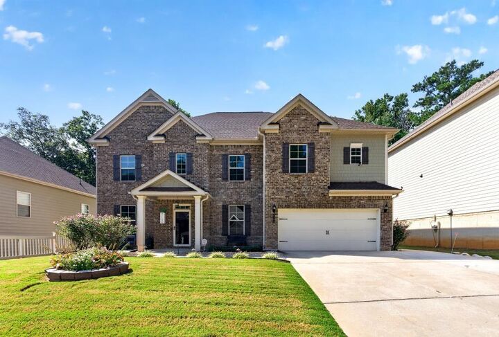 Property Photo: 2193 Dodson Woods Drive GA 30213