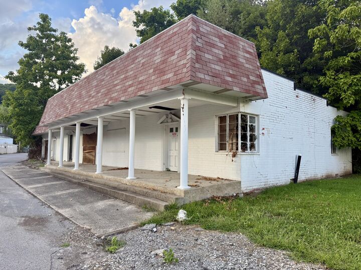 Property Photo:  0 N Fayette Ave  WV 25880 