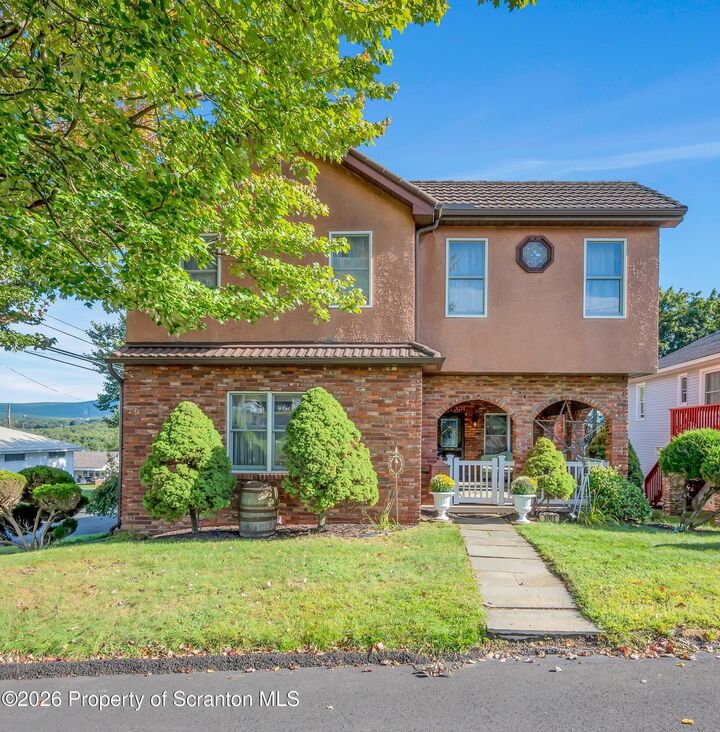Property Photo: 1001 Baker Street PA 18517