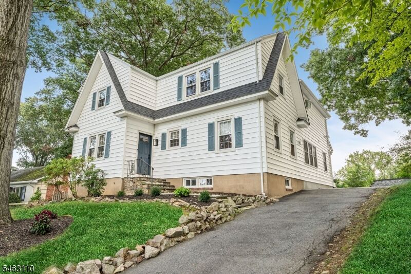 Property Photo: 92 Hillcrest Ave NJ 07960