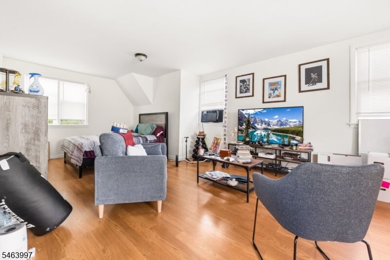 Property Photo: 174 Chapman St NJ 07050