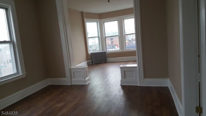Property Photo:  127 Newark Ave 2  NJ 07503 