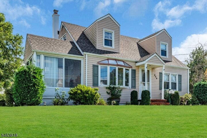 Property Photo:  328 N 7th Ave  NJ 08835 