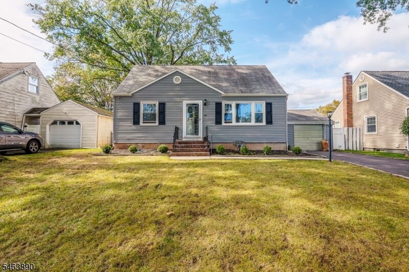 Property Photo:  214 Villa Pl  NJ 07065 