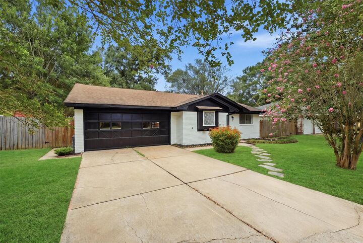 Property Photo:  719 Cherry Valley Drive  TX 77336 