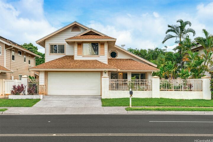 Property Photo:  94-612 Lumiauau Street  HI 96797 